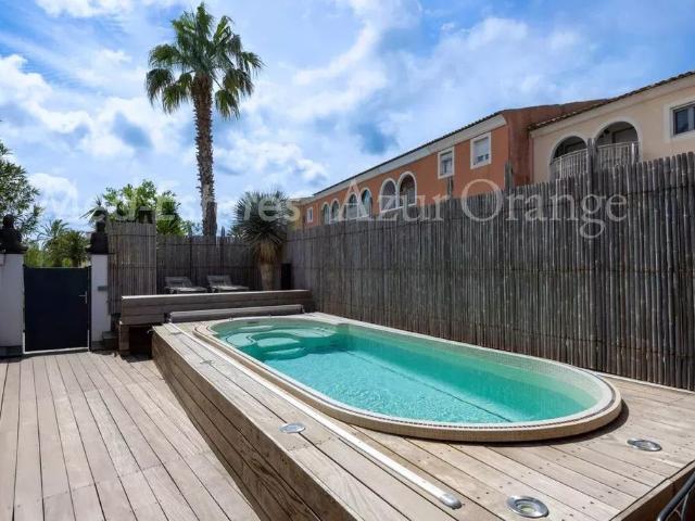 Appartement de luxe 3 chambres en vente à Grimaud, France
