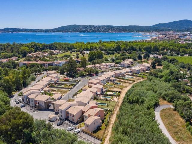 Appartement de 3 chambres de luxe en vente à Grimaud, France
