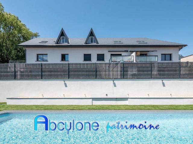 Appartement de luxe 3 chambres en vente à Montbonnot Saint Martin, France
