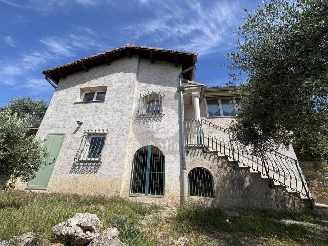 Maison de luxe en vente à Sospel, Provence Alpes Côte d'Azur
