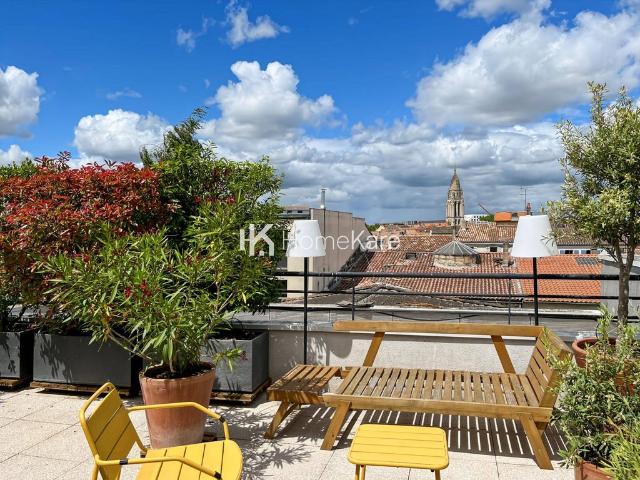 Appartement de luxe 4 chambres en vente à Bordeaux, France