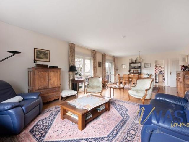 Appartement de luxe 4 chambres en vente à La Madeleine, Hauts de France
