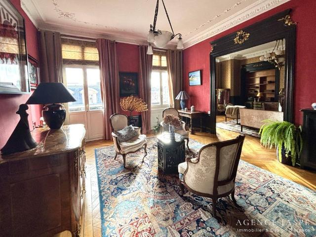 Appartement de luxe 4 chambres en vente à Saint Étienne, France