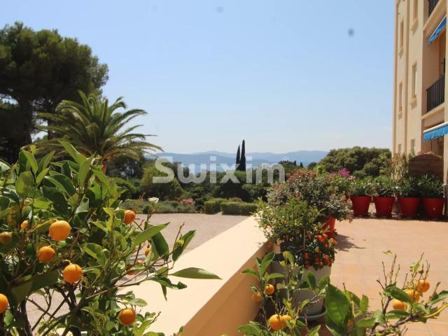 Appartement de Maitre avec caves et dépendance 125m² Saint Raphaël