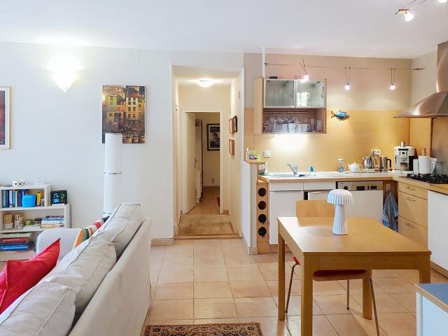 Appartement de plain pied avec espace extérieur partagé 70m² Hérépian
