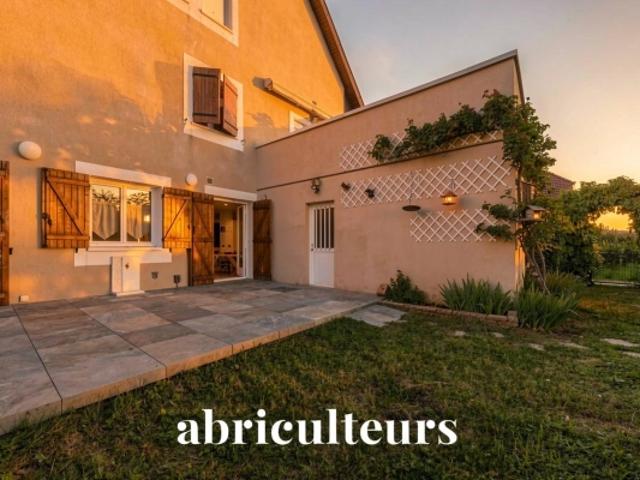 Appartement de plain pied avec un séjour spacieux en vente à Vieugy proximité de Annecy 74600