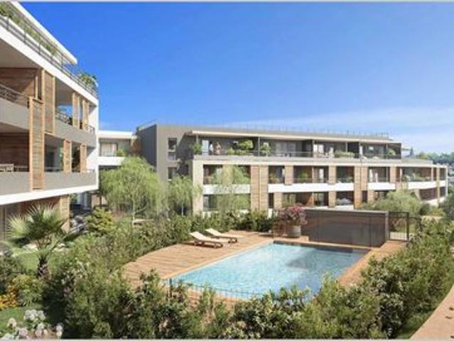 Appartement de prestige à vendre sur Saint Laurent Du Var Alpes Maritimes