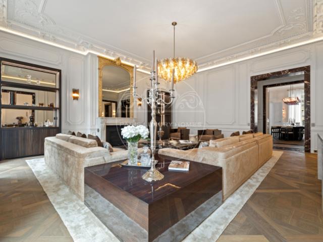 Appartement de prestige à Paris 8ème !