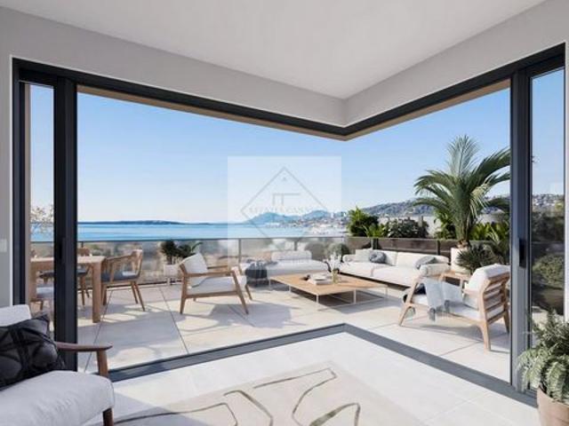 Appartement de prestige à vendre sur Antibes Alpes Maritimes