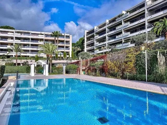 Appartement de prestige dans résidence haut de gamme 114m² Nice