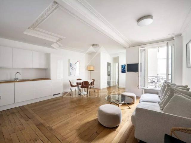Appartement de prestige de 47 m2 Tour Eiffel, Invalides – Ecole Militaire, Saint Thomas d’Aquin, Paris, Île de France