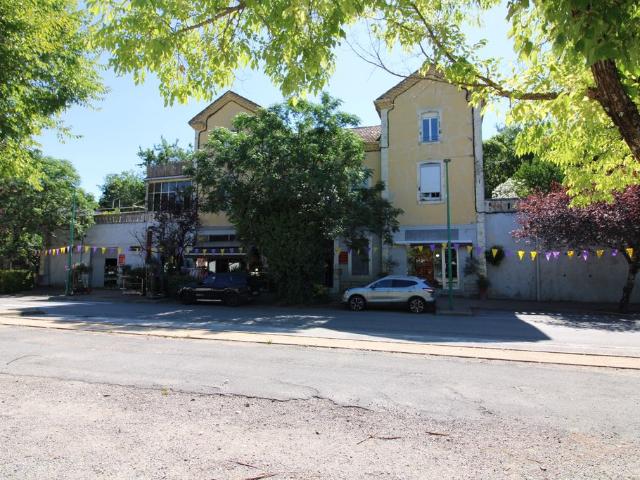 Appartement de prestige de 470 m2 en vente Saint Paul le Jeune, France
