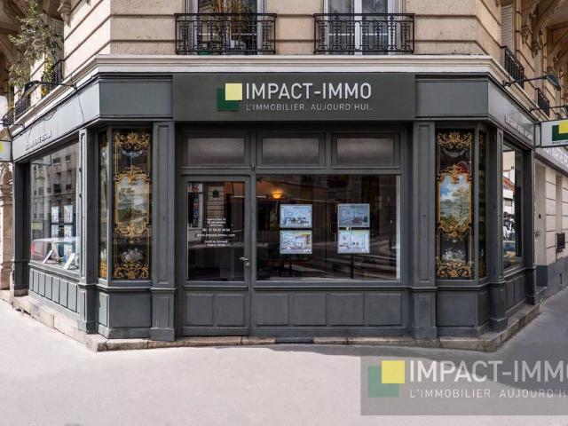 Appartement de prestige de 50 m2 en vente Montmartre, Abbesses, Grandes Carrières, Paris, Île de France