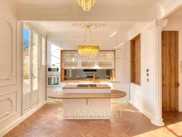 Appartement de prestige de 63 m2 en vente Beausoleil, Provence Alpes Côte d'Azur