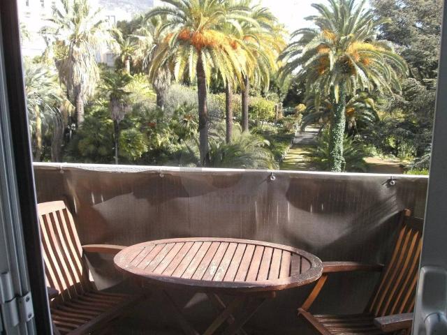 Appartement de prestige de 73 m2 en vente Menton, Provence Alpes Côte d'Azur