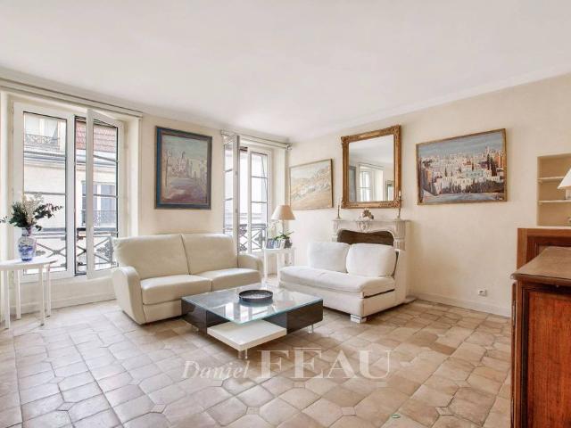 Appartement de prestige de 70 m2 Tour Eiffel, Invalides – Ecole Militaire, Saint Thomas d’Aquin, Paris, Île de France