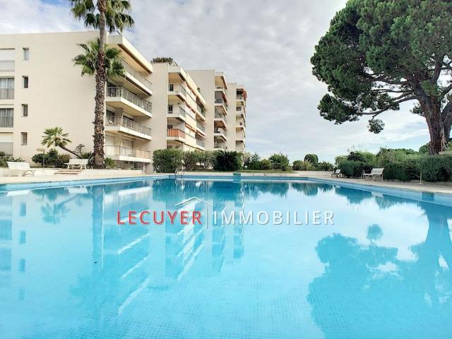 Appartement de prestige de 80 m2 en vente Golfe Juan, Provence Alpes Côte d'Azur