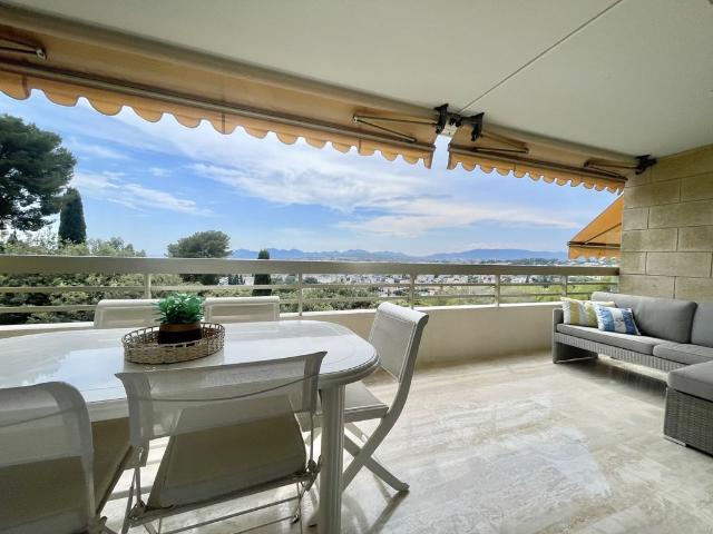 Appartement de prestige de 80 m2 en vente Le Cannet, France