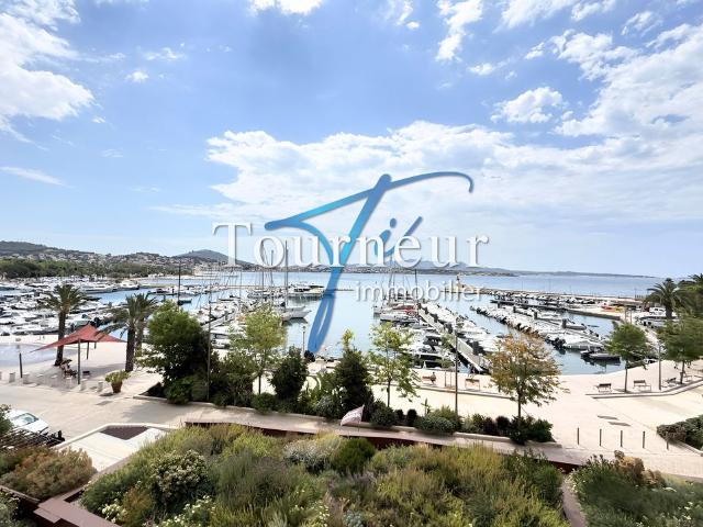 Appartement de prestige de 82 m2 en vente Sanary sur Mer, Provence Alpes Côte d'Azur