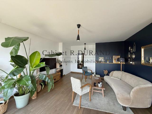 Appartement de prestige de 87 m2 en vente Colombes, France
