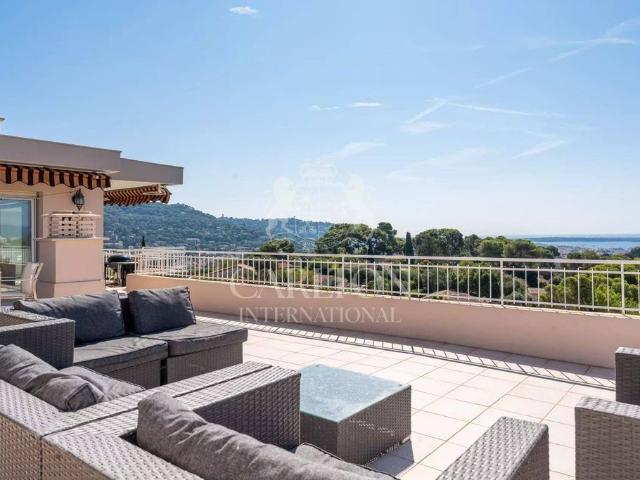 Appartement de prestige de 90 m2 en vente Le Cannet, France