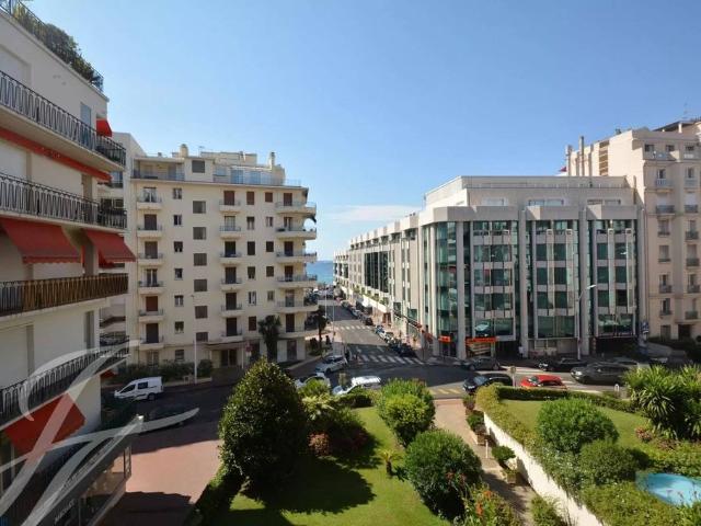Appartement de prestige de 90 m2 en location Cannes, Provence Alpes Côte d'Azur
