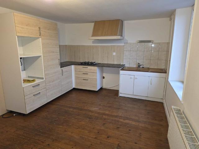 Appartement de prestige de 90 m2 en location Creuë, France