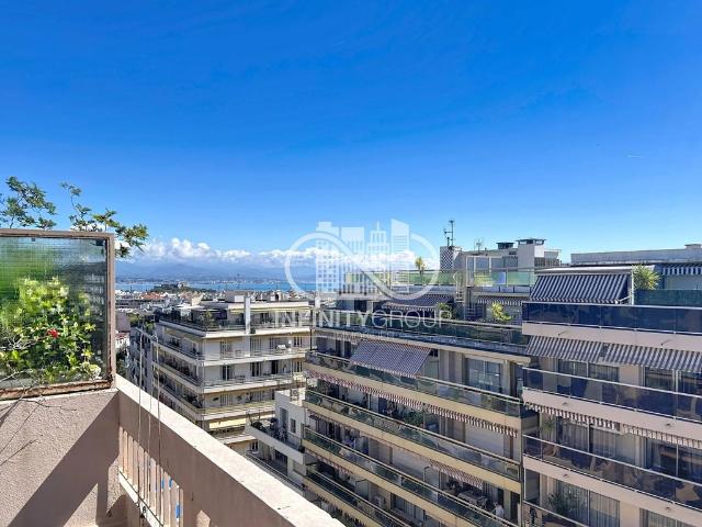 Appartement de prestige de 94 m2 en vente Antibes, Provence Alpes Côte d'Azur