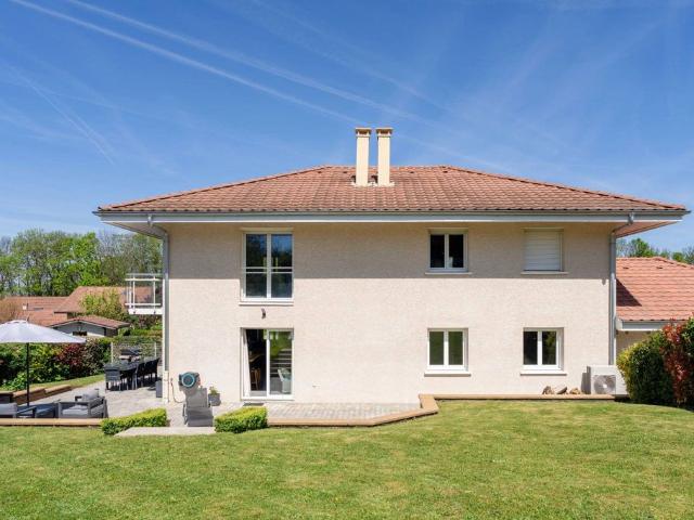 Appartement de prestige de 101 m2 en vente Larringes, France
