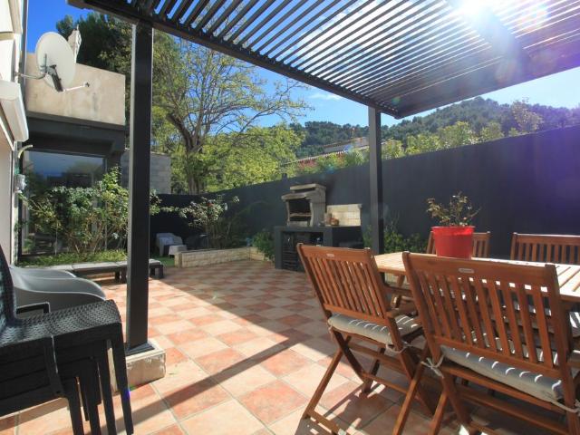 Appartement de prestige de 111 m2 en vente Aubagne, France