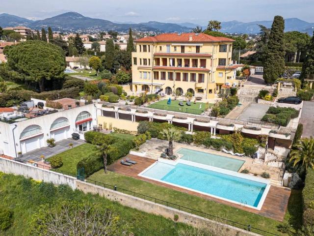 Appartement de prestige de 126 m2 en vente Nice, France