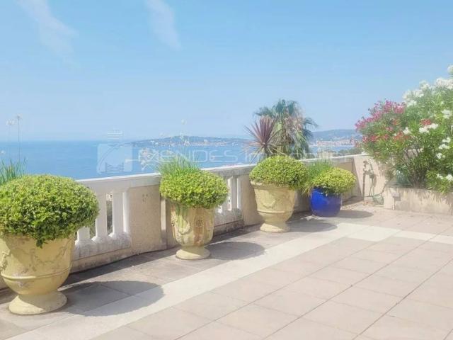 Appartement de prestige de 127 m2 en location Cap d'Ail, France