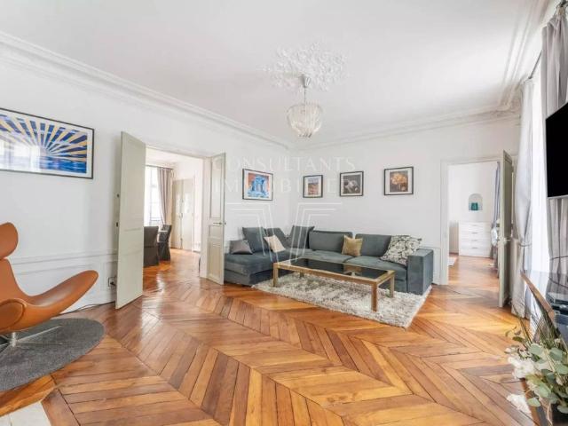 Appartement de prestige de 148 m2 en vente Tour Eiffel, Invalides – Ecole Militaire, Saint Thomas d’Aquin, France