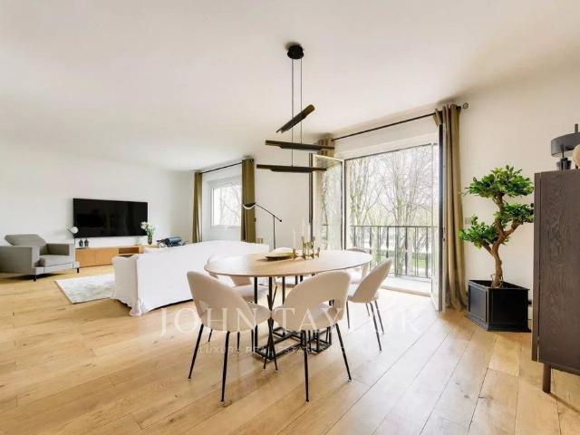 Appartement de prestige en vente Tour Eiffel, Invalides – Ecole Militaire, Saint Thomas d’Aquin, France