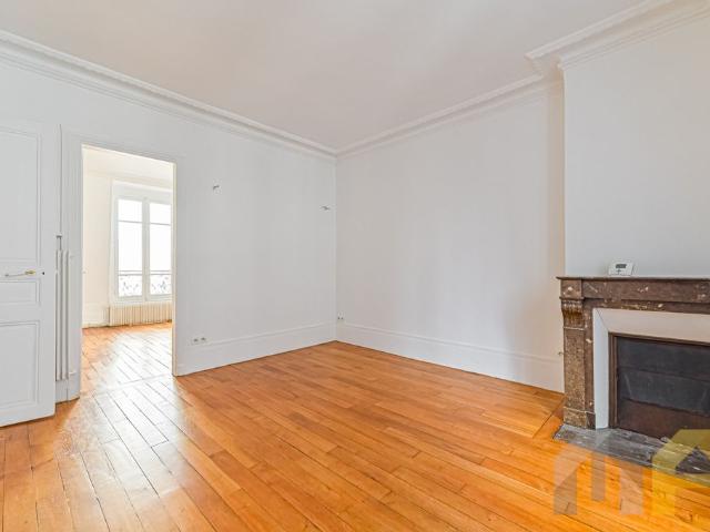 Appartement de prestige en vente Tour Eiffel, Invalides – Ecole Militaire, Saint Thomas d’Aquin, Paris, Île de France