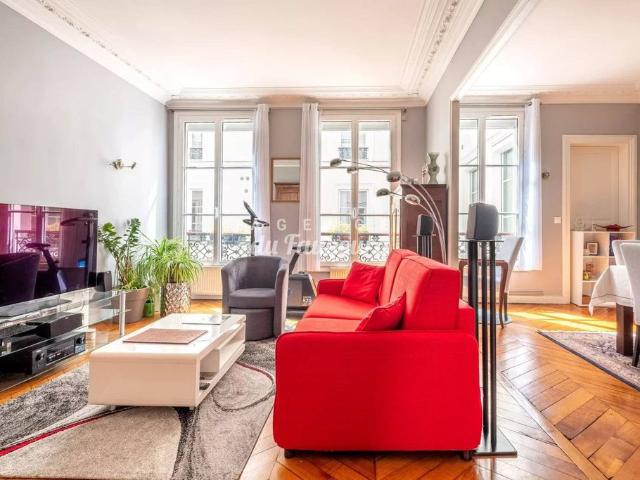 Appartement de prestige en vente Canal Saint Martin, Château d’Eau, Porte Saint Denis, France