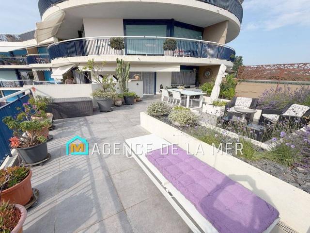 Appartement de prestige en vente Mandelieu, Provence Alpes Côte d'Azur