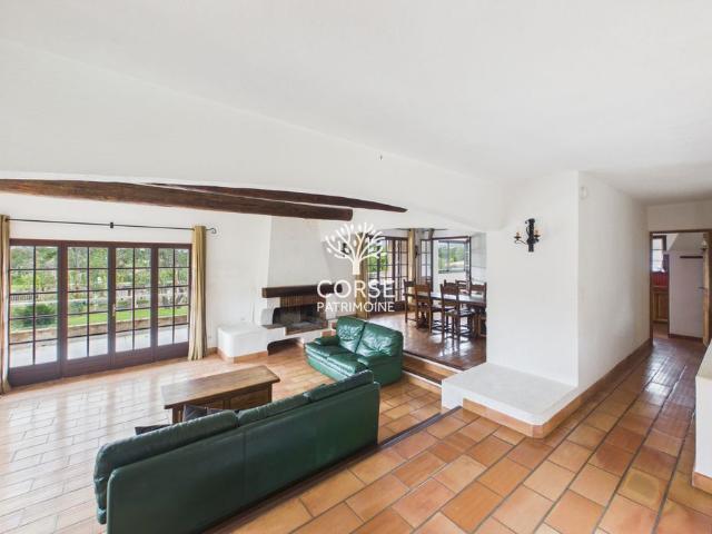 Maison de 6 pièces de luxe en vente à Porto Vecchio, France