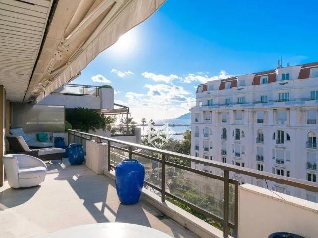 Appartement de prestige de 126 m2 en location Cannes, Provence Alpes Côte d'Azur