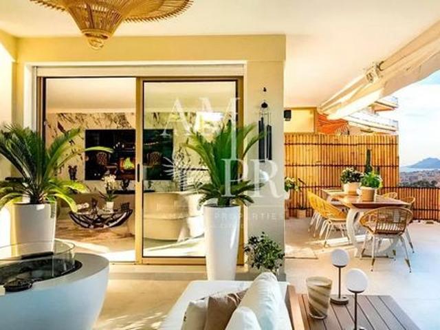 Appartement de prestige meublé à vendre sur Le Cannet Alpes Maritimes