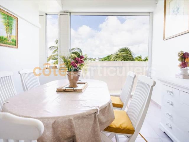 Appartement de standing au coeur de Sainte Anne Accès mer