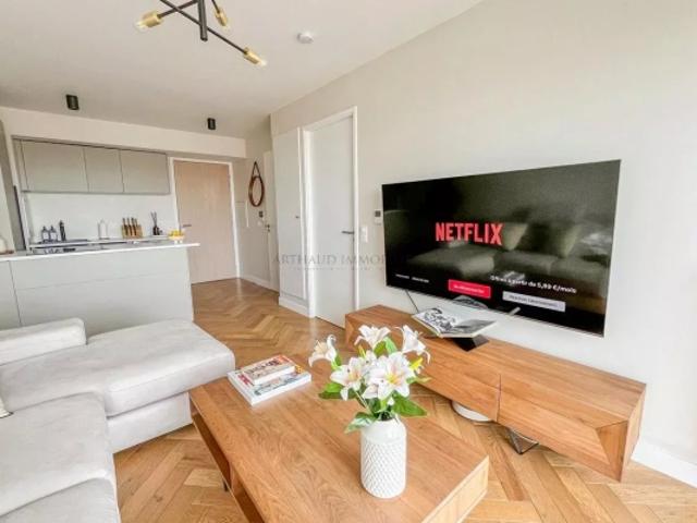 Appartement de Standing avec Balcon – Adresse d'Exception à Courbevoie
