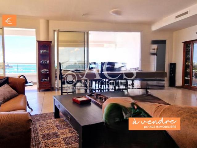 Appartement de standing avec vue mer et prestations haut de