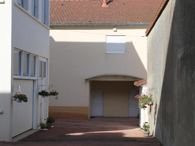 Appartement de standing de 230 m² avec terrasse et ascenseur. 230m² Autun