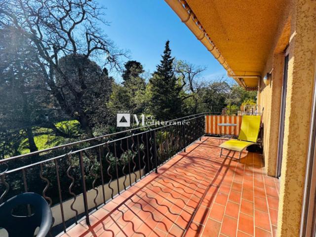 Appartement dernier étage avec terrasse à Saint Tropez