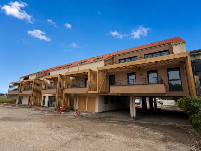 Appartement dernier étage avec terrasse tropézienne