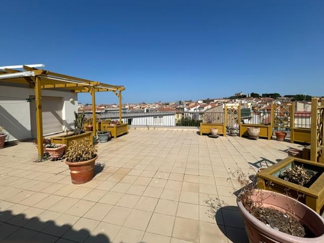 Appartement dernier étage terrasse vue panoramique