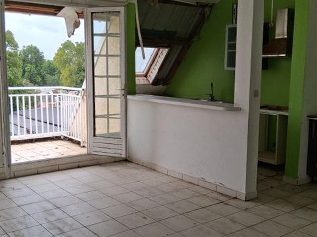 Appartement dernier etage vue mer a renover
