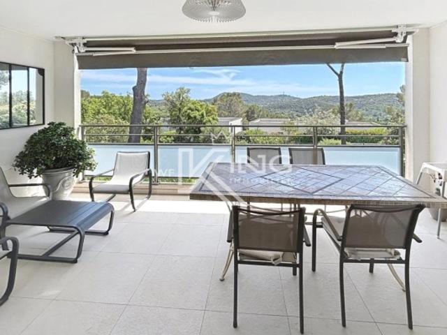APPARTEMENT DERNIER ETAGE