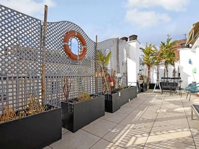 Appartement derniers étages Terrasses Paris 4 pièce s 155.58 m2